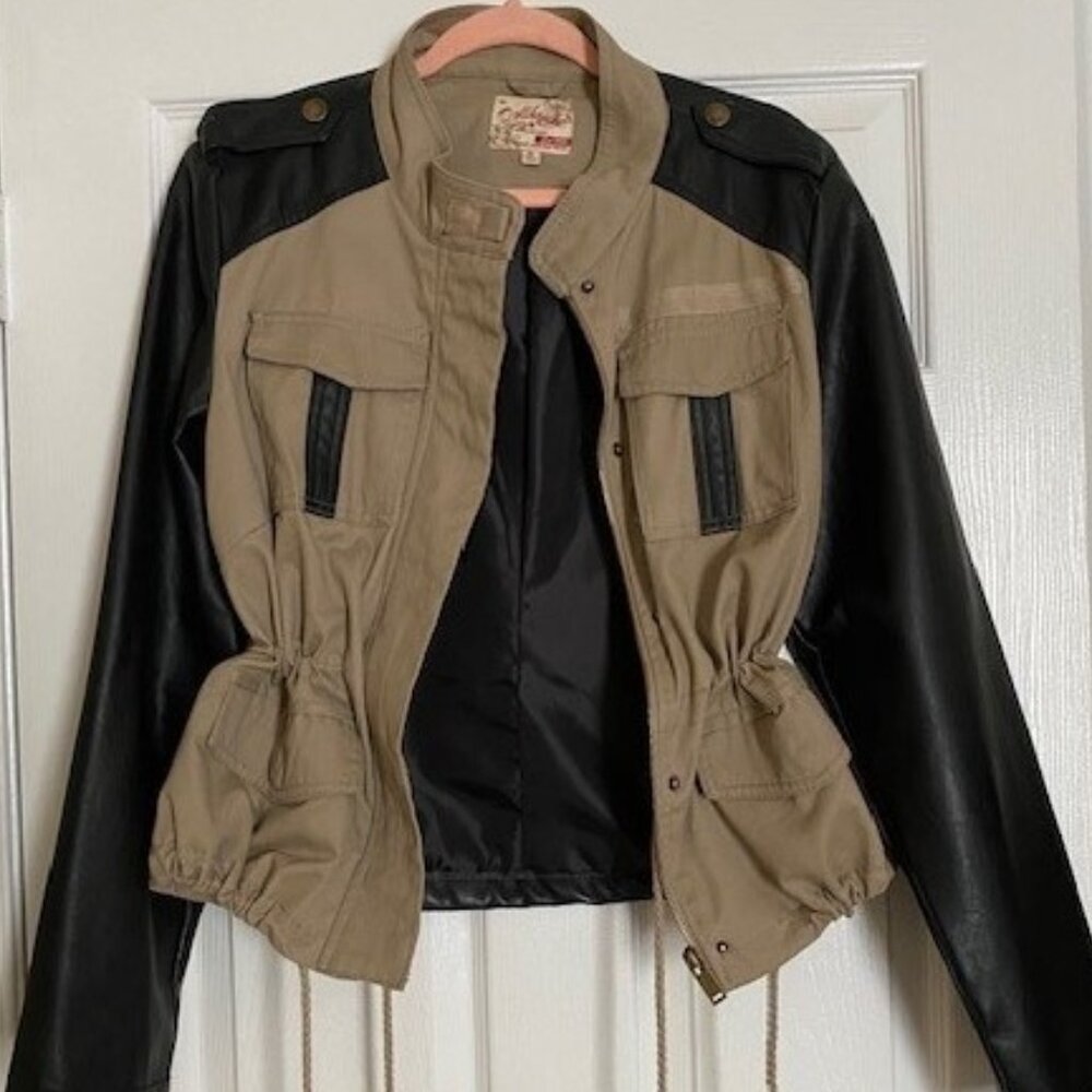 Two-Toned Black And Khaki Jacket - image 1